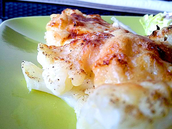 Cvetačni narastek: sočna, zlatosta skorjica in nič glutena – recept, ki ga boste spekli znova in znova