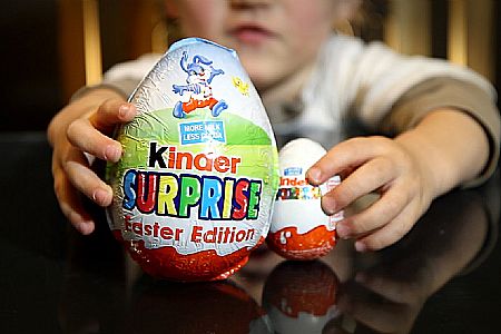 Zakaj so kinder jajčke v ZDA prepovedane?