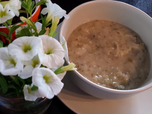 100 let star recept za kumarično juho