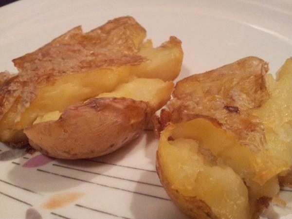 Zakaj pravega gurmana krompir nikoli ne bo videl lupiti – in zakaj je ta recept dokaz