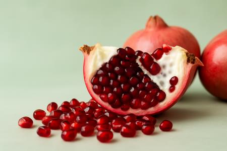 Ne zavrzite lupine granatnega jabolka!