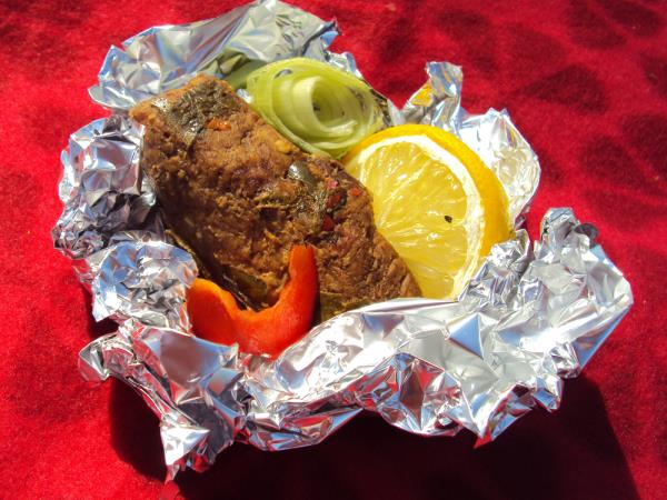 Kaj bi morali vedeti o zavijanju hrane v aluminijaste folije, pa ne veste?