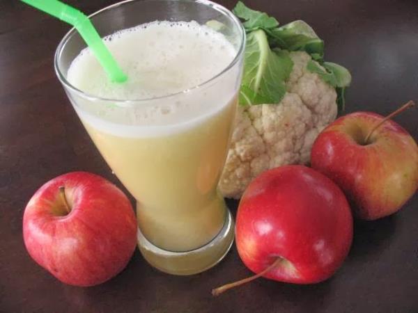 Ste že poskusili neverjetno zdrav sok iz cvetače?