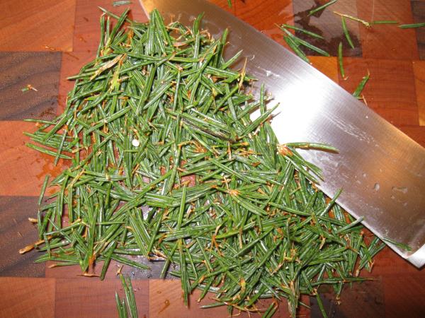 Doma narejen sirup, ki krepi imunski sistem in zdravi pljuča