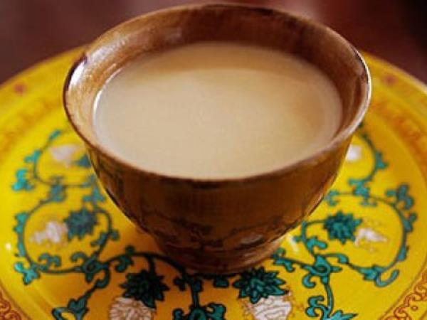 Star tibetanski recept za čaj za dolgo življenje