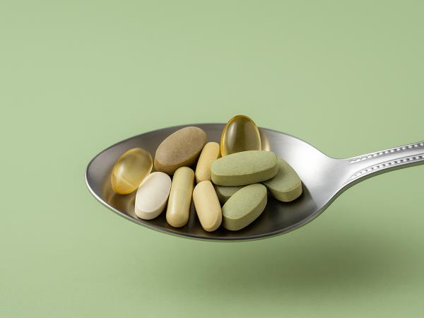 Multivitamini, aspirin, margarina, jajca: 4 prehranski miti, ki jim zaupamo — a ne bi smeli