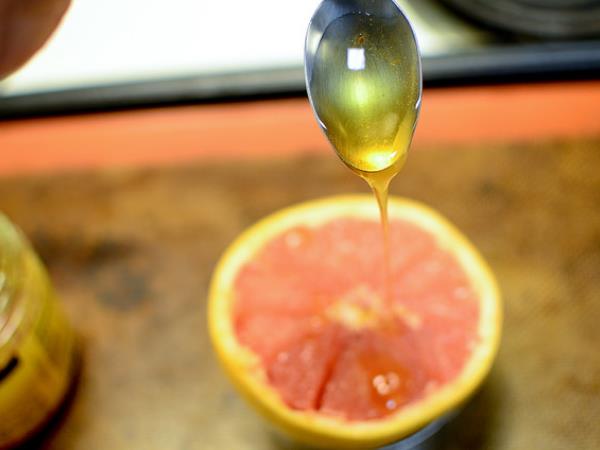 Ko grenivka gre v pečico: recept za zajtrk, ki bo spremenil vaše jutro