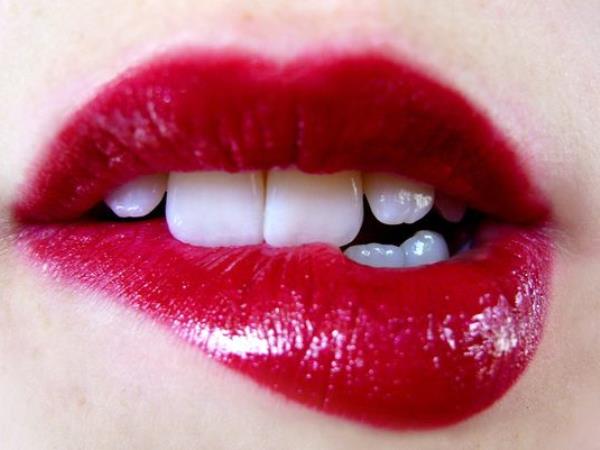 8 naravnih metod proti herpesu