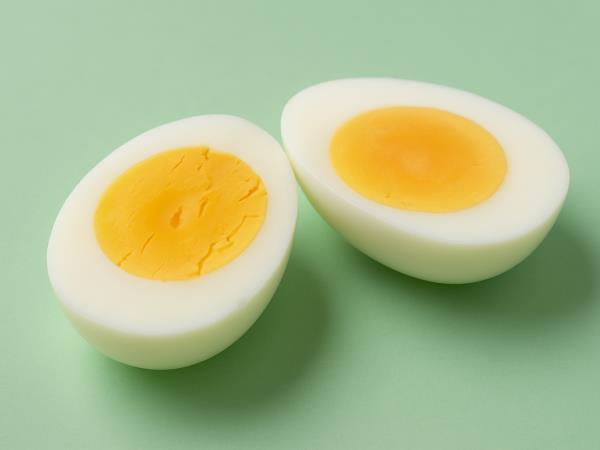 So jajčni rumenjaki zdravi, ali ne?