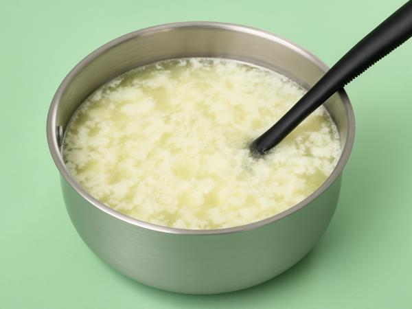 Sirotka z limono krepi imunski sistem in čisti jetra