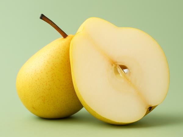 Kraljica med sadjem, ki zdravi tudi raka