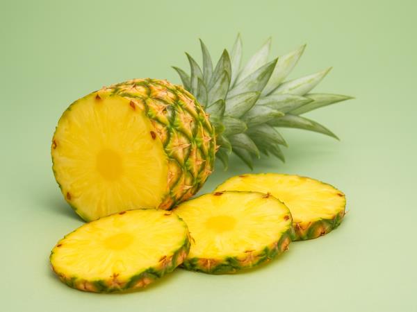 Katero sadje se zdaj najbolj splača kupiti