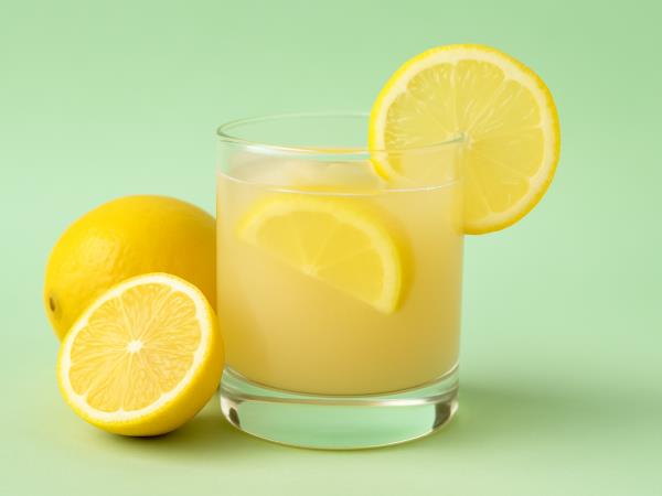 Zaradi tega kozarca boste porabili četrtino več kalorij