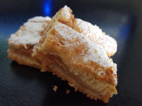 Poletna jabolčna pita