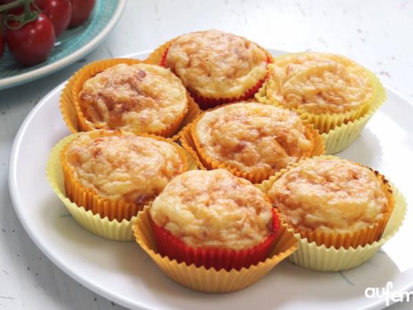 Pica v obliki mafina? Ta genijalni recept bo spremenil vaše prigrizke za vedno
