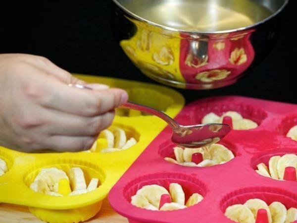 Ko vino postane sladica: vinsko žele z bananami, ki bo presenetil vsakega gosta