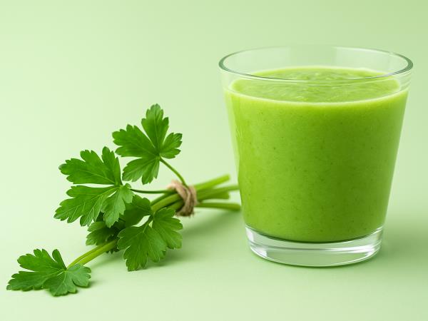 Pozabljeno zdravilo: peteršiljev čaj