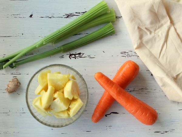 Energično kurjenje maščob s 100 % naravnim sokom