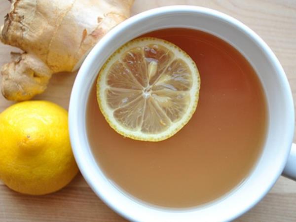 Boste danes popili skodelico ingverjevega čaja? Ne? Pa bi jo morali!