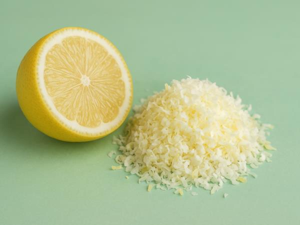 Kako najbolj zdravo uporabiti limonino lupino