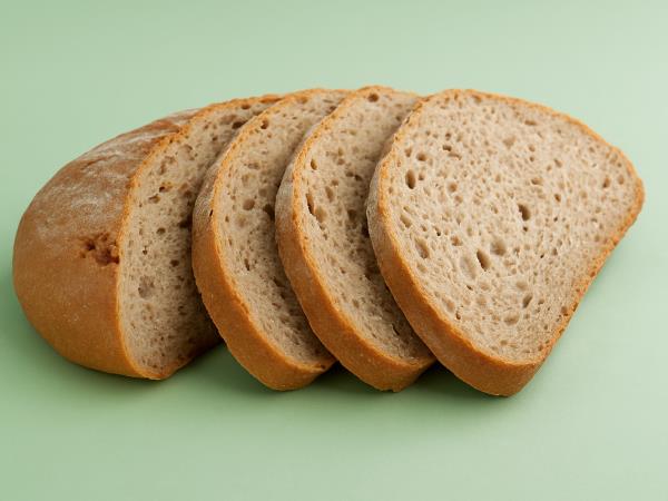 Resnica o navadnem in polnozrnatem kruhu