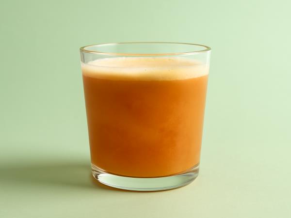 Zdrava kapljica soka, ki takoj topi maščobe