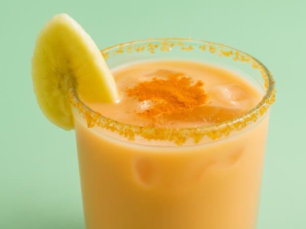 Napitek za ploski trebuh