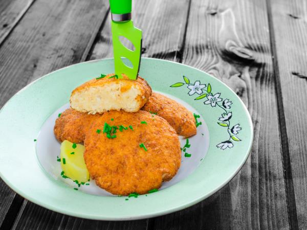 Cvetačni hlebčki za popestritev kosila