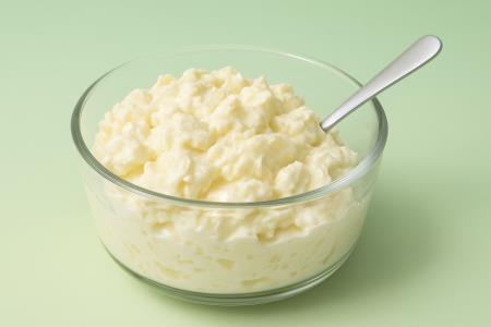 Ste že slišali za neverjetno shujševalno dieto z jogurtom in krompirjem?