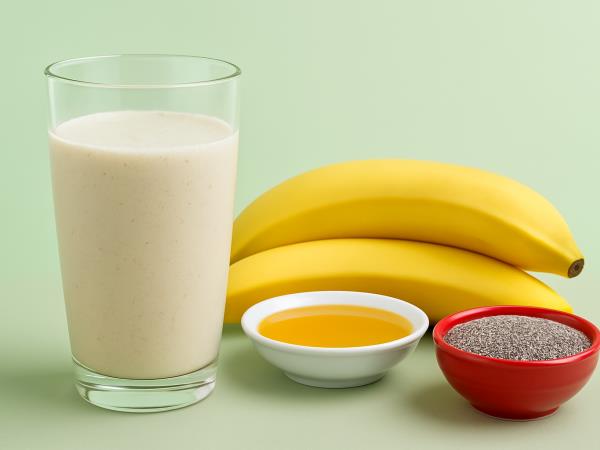 Banana, med in chia semena: večerni napitek, po katerem zjutraj pozabite na lakoto