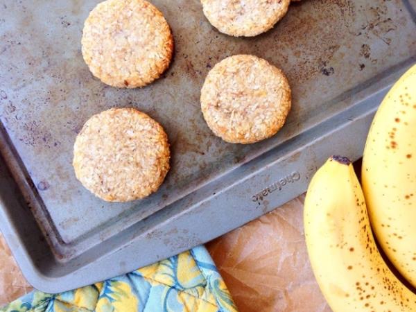 Bananini piškoti s kokosom ali piškoti za pocrkljat