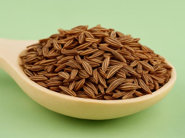 Zakaj bi morali debeli ljudje na dan pojesti 3 grame kumine