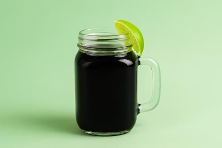Črna limonada, ki je obnorela svet