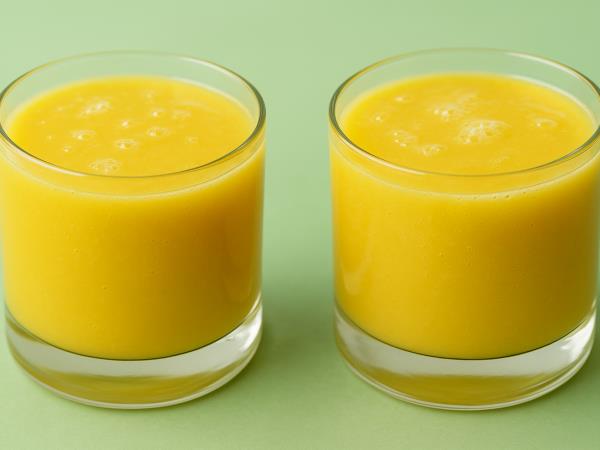 Jogurt, limona, ingver in cimet: nočni napitek, ki ga prisega vse več ljudi po svetu