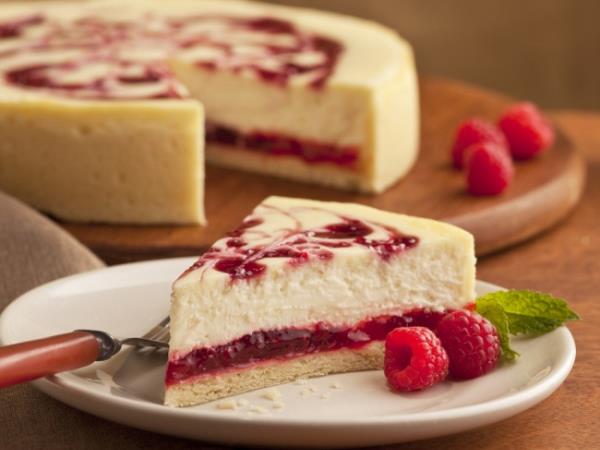 Drobne spremembe, ki vašim najljubšim jedem dramatično znižajo kalorije