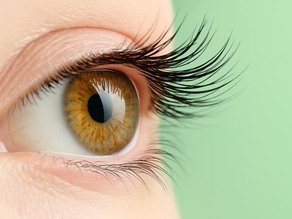 6 pretresljivih težav, ki nam jih razkrivajo oči