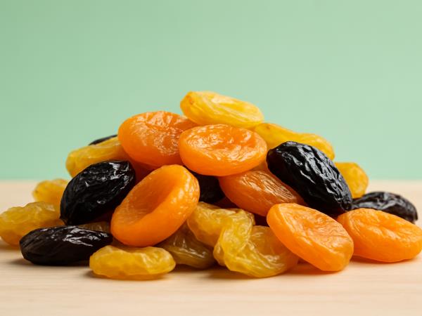 Ali veste, katere bolezni lahko zdravite s suhim sadjem?