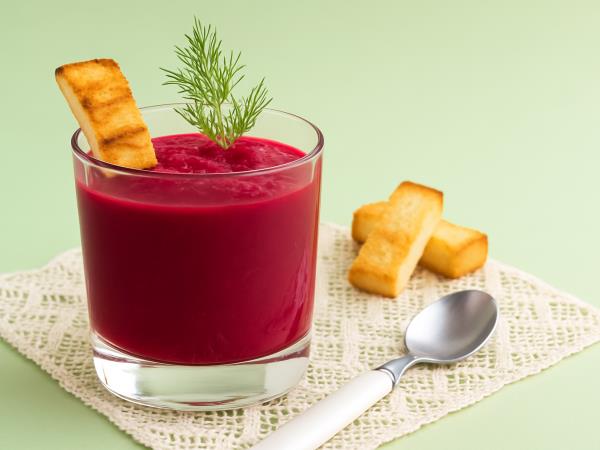 Zakaj je ta sok dober za ščitnico