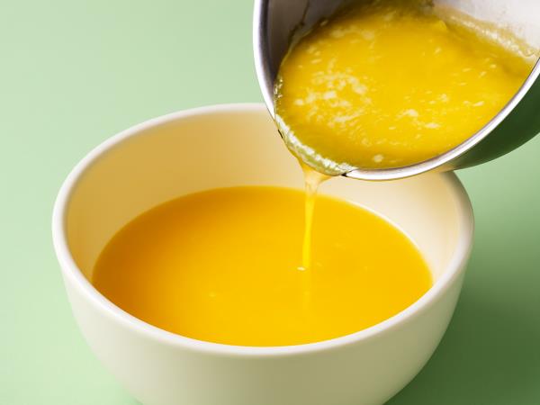 Ste danes že zaužili svojo porcijo gheeja?