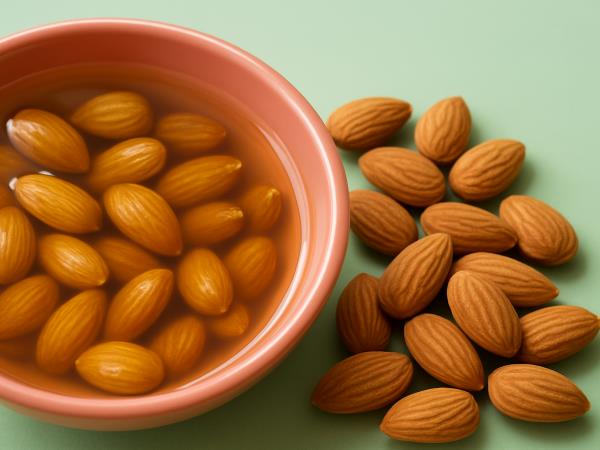 Zakaj je dobro jesti namočene mandlje