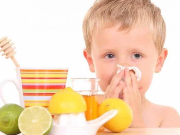 11 živil, ki naravno krepijo imunski sistem – eno vsebuje več vitamina C kot citrusi