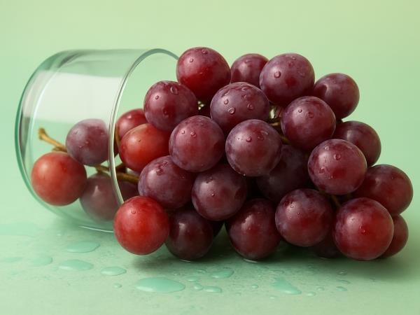 Rdeče vino je zdravo predvsem zaradi resveratrola, žal pa vsebuje tudi negativne učinkovine