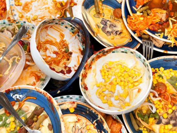 Po praznikih ne pogrevajte te hrane