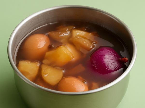 Čebulni čaj ima veliko skrivnosti