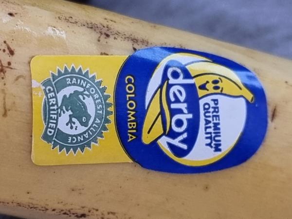 Bodimo pozorni: kaj pomenijo številke na bananah?