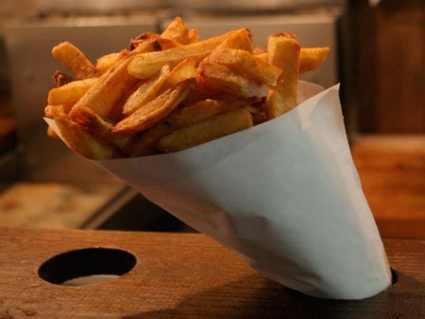 Zakaj so pečeni krompirčki tako razbesneli ljudi?