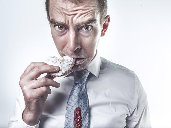 Kako ustaviti napade lakote?