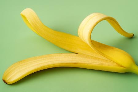 Z bananino lupino nad glavobol