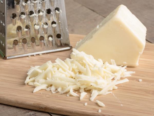 Carbonara brez smetane in kruh za pohvalo: 13 italijanskih skrivnosti, ki jih Italijani sami ne razlagajo