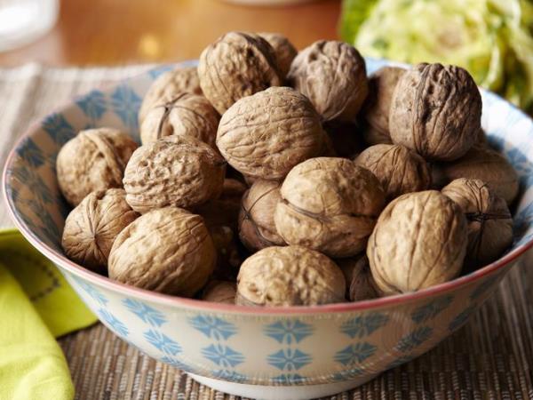 Orehi v vodi. Veste zakaj?!